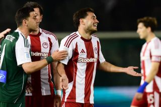 Νικητής ο Ολυμπιακός με 2-0 στο μεγάλο ντέρμπι με τον Παναθηναϊκό